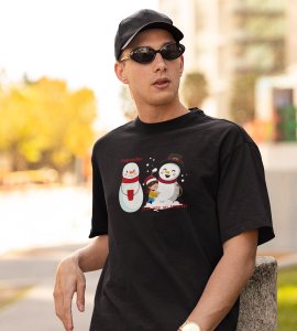 Warm Snowman : Beautifully Printed T-shirt (Black) Perfect Gift For Christmas Eve
